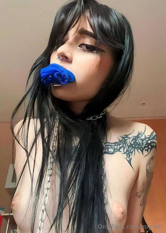 ## SUB FOR FREE @nefer_titi_xxx SHE IS ONLINE NOW 🟢 Her puss..