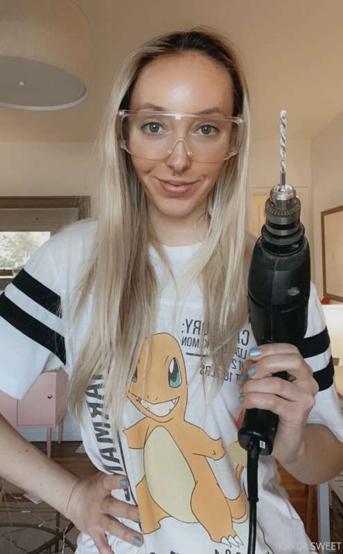 I used power tools today!! 🙈😂 Just way too proud of myself! ..