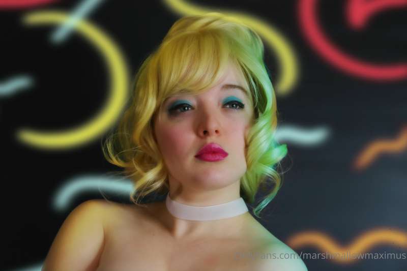 Holli Would from Cool World <3
Part 1 30