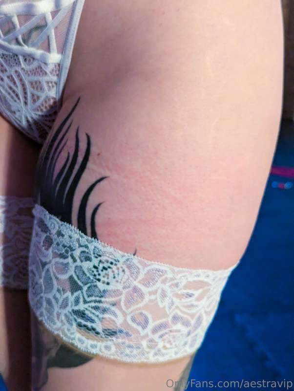 pretty rope marks and post play snuggles 🥰with @roryropes an.. 14