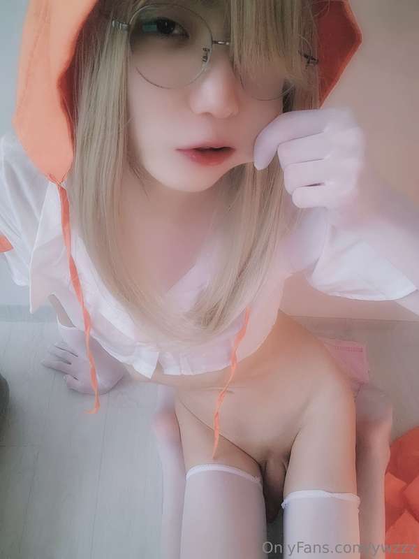 I need to cut the bangs of my wig  14
