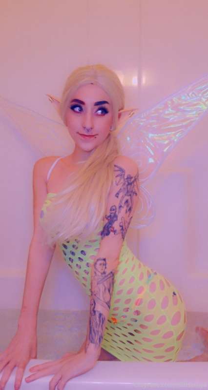 💦🧚‍♂️ would you swipe left or right on Tinderbell? 🧚‍♂️💦 23
