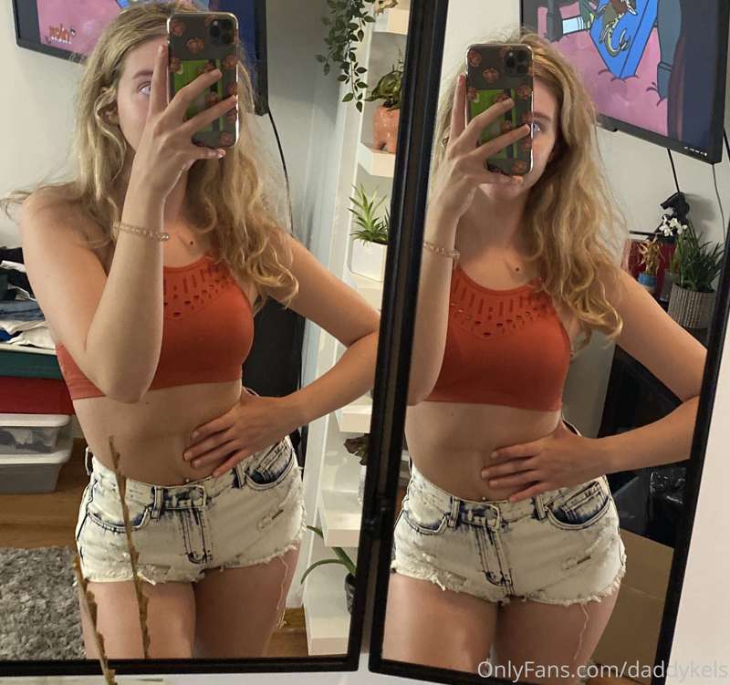 yeah i still watch spongebob sometimes 🥴🥴 but only in booty .. 2