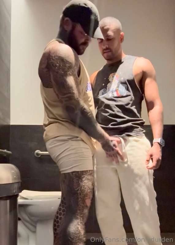 This full vid drops March 26hTIP TO SEE ITNOW@kingcubaxl 