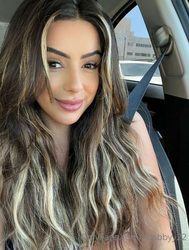 Which do you prefer? Blonde bangs or brown 😝🥰💋