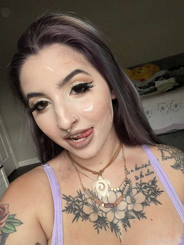 Creampies and facials 😏 10