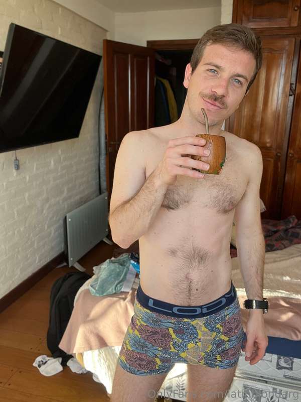 Drinking some delicious mates🧉🇦🇷 2
