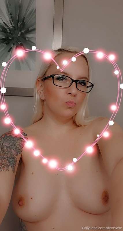 Good morning everyone<3 I hope you have a great day!!   & pl.. 2