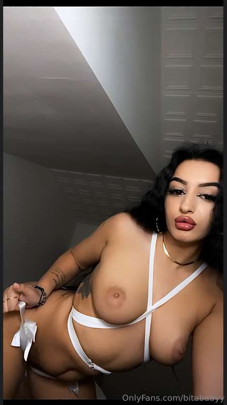 Bitababyy - Onlyfans - 22 Sep, 2024