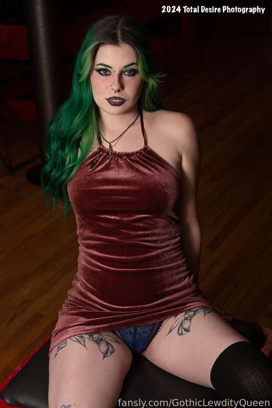 Gothiclewdityqueen - Fansly - 10 Apr, 2025