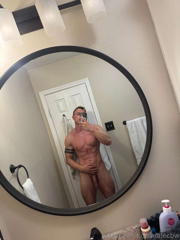 Just bottomed for the fattest cock 🤭