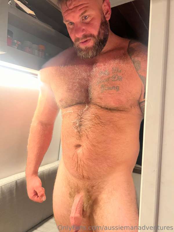 Hot and sweaty.!! 🫣 🇪🇸  1