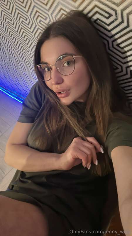 I want to start watching some detective movies🎥 What do you ..