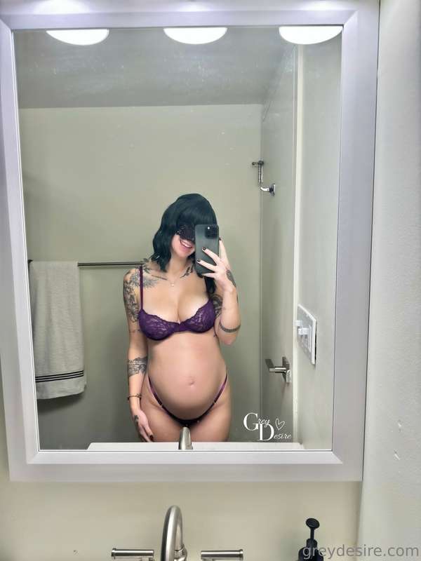 I can’t believe we’re almost halfway through this pregnancy ..