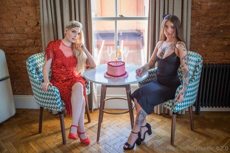 Aren't we so cute blowing out our candle together 💖 she made.. 3