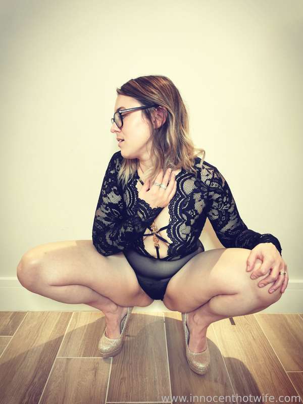 Innocenthotwife - Fansly - 19 Nov, 2021 1