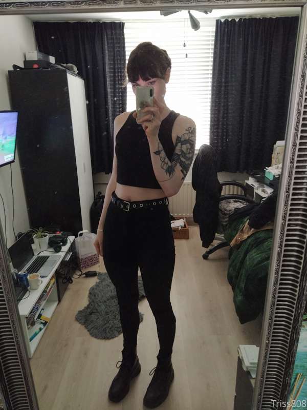 Hi everyone :) 

Wanted to try something a bit different for.. 18
