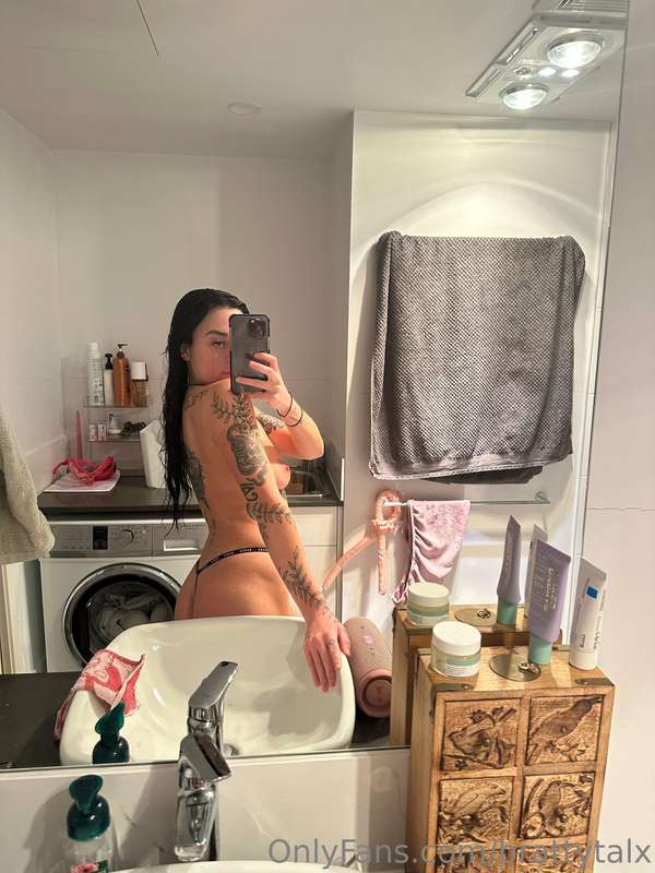Fresh and clean ready for you to make me dirty again🥰
