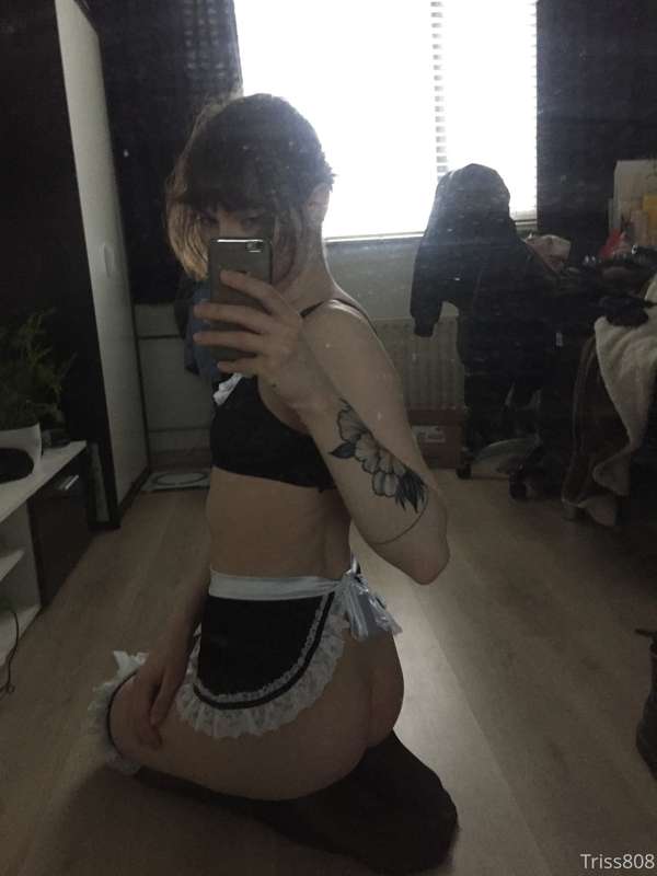 Hey everyone ^^ some pics and vids for you all today in a ma.. 1