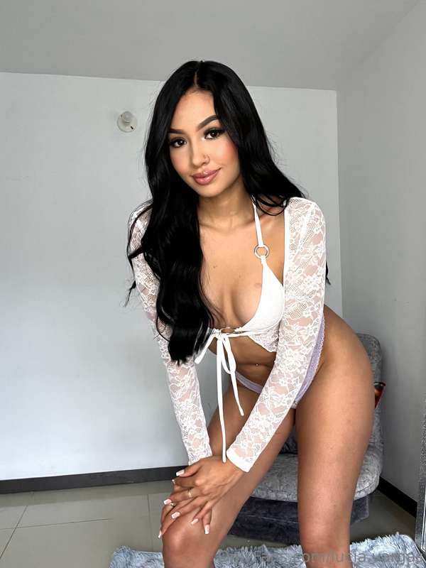 Petite and spicy—Cecilia is waiting for you! Subscribe now! ..