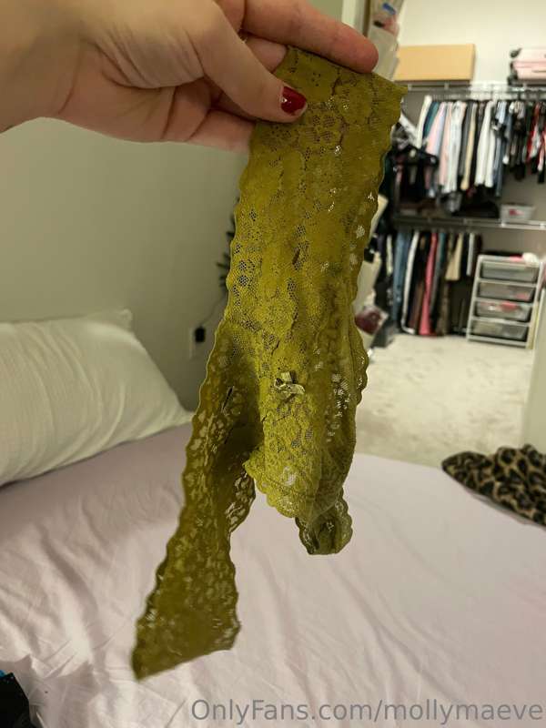👙 **PANTIES & SOCKS 1/2 OFF WHEN YOU PURCHASE IN TOKENS ON M.. 27