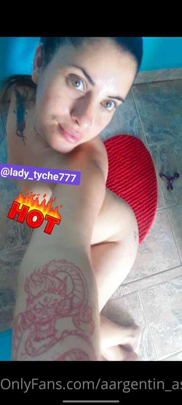 @lady_tyche777 😈 
Sexy and daring, ready to play with you, a..