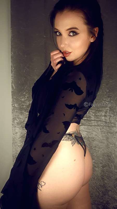 Fallenthorns - Onlyfans - 08 Jun, 2025