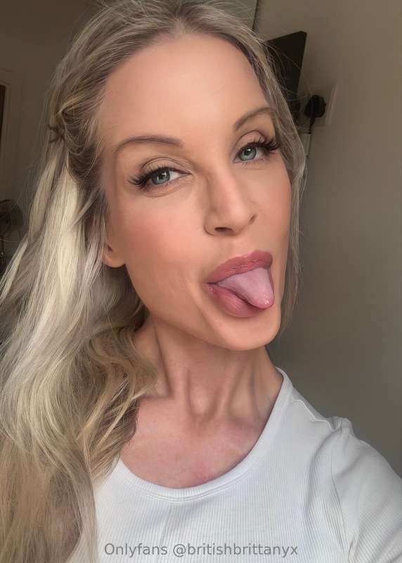 👅👅