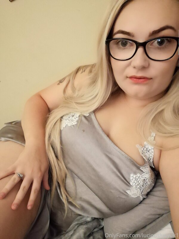 Laid in bed all alone... Husbands out at work ?