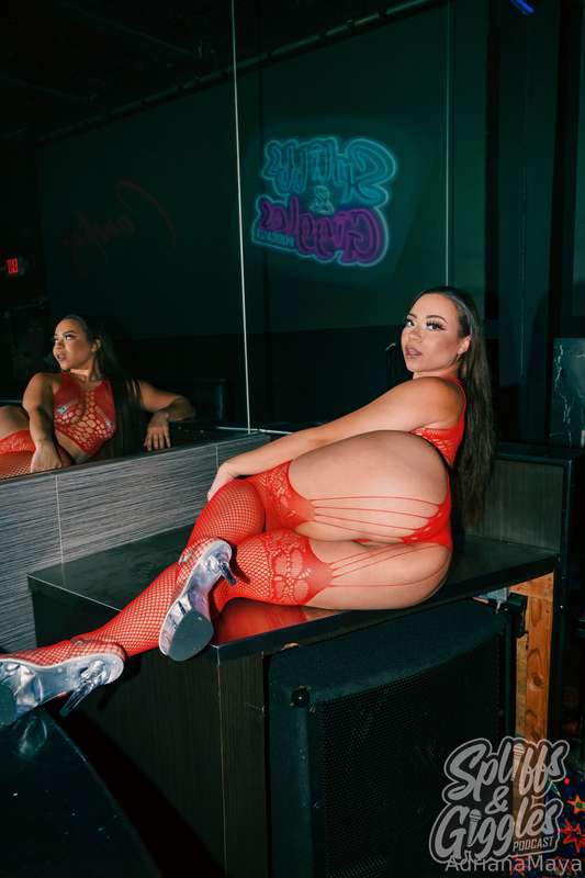 😈👠 1