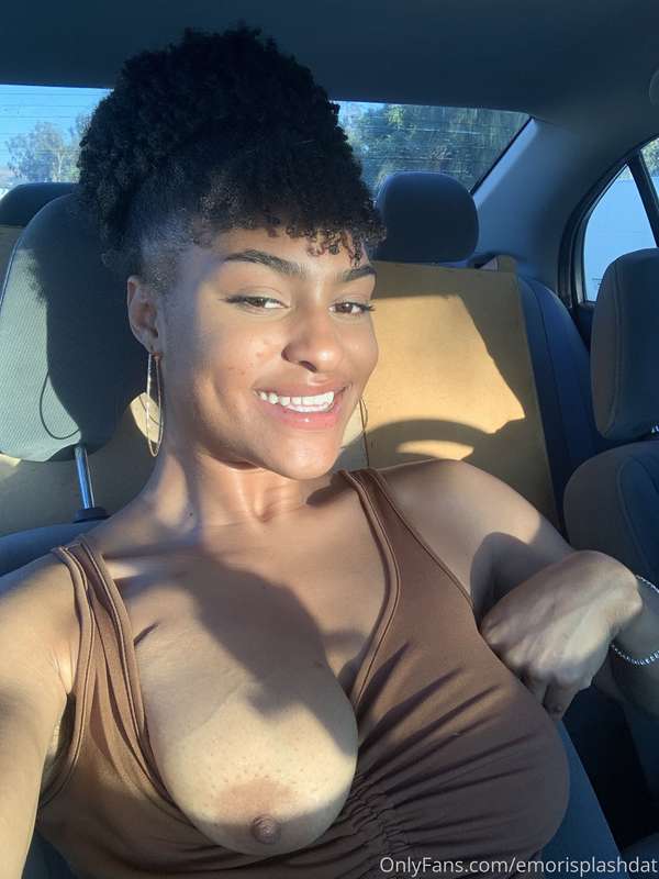 I hope you like car content in public baby 💗💦 1