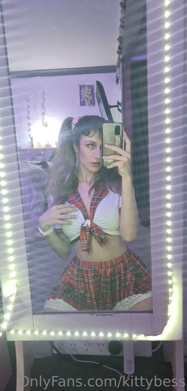 more outfits coming soon hehe 👀