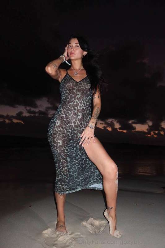 Jozyblowsfree - Onlyfans - 07 May, 2025