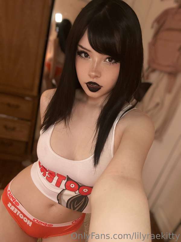 Would you let me serve you? 😋 2