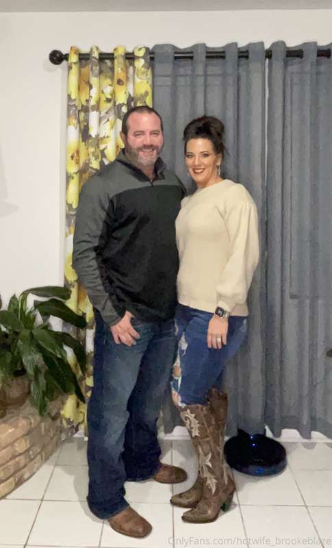 ALWAYS continue to date your spouse!!! It’s keep that 🔥 burn..