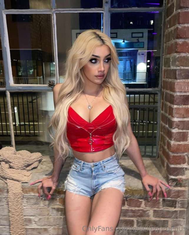 This top made my boobs look soo good 😋🤤🍒