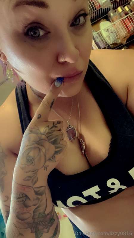Happy Sunday loves!