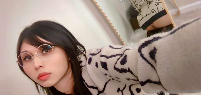 Cute girly bf wants to cuddle and spoonalso they gained weig.. 11