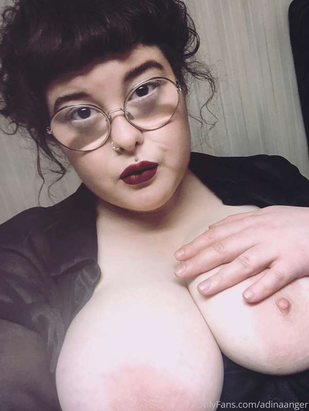boobs to the moon and back 🌙