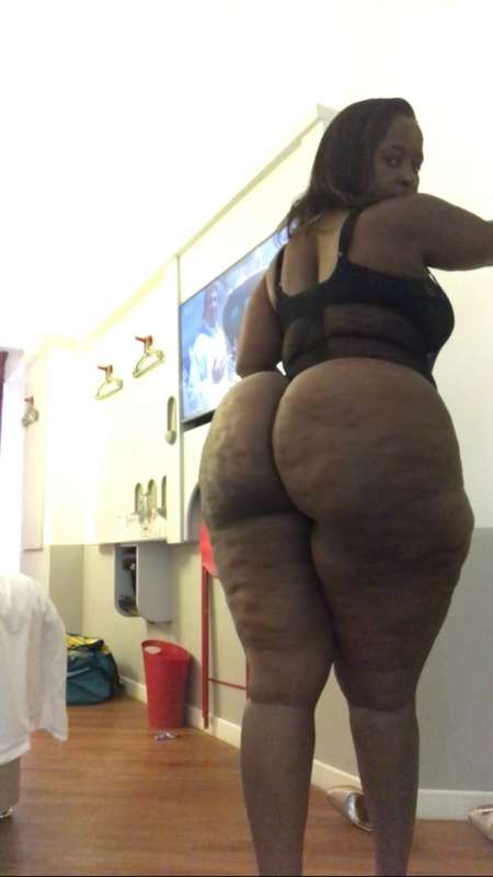 Would you feed my HUNGRY PUSSY with your BIG COCK.  Don’t mi..