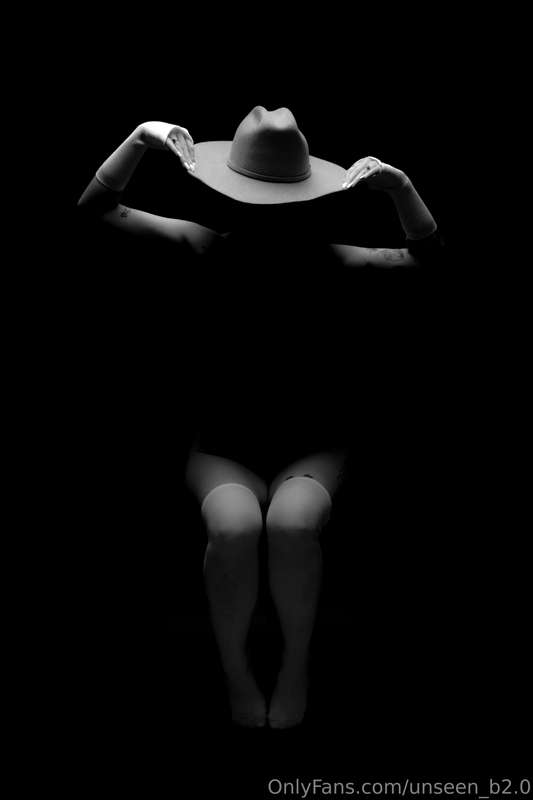 I had an amazing shoot look how creative these pictures are!.. 9