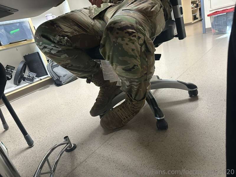 Some hot candid shots of my buddies and fellow soldiers! 24