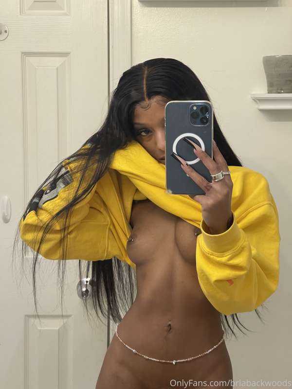 Briabackwoods - Onlyfans - 03 Dec, 2020 1