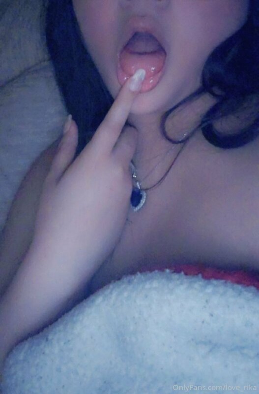 Its hot in here,?