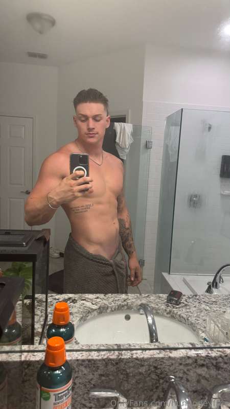 Hungodeyfree - Onlyfans - 01 Mar, 2025