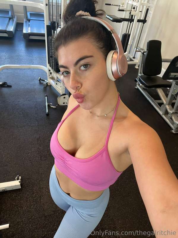 I might need a workout partner.... any takers 😎