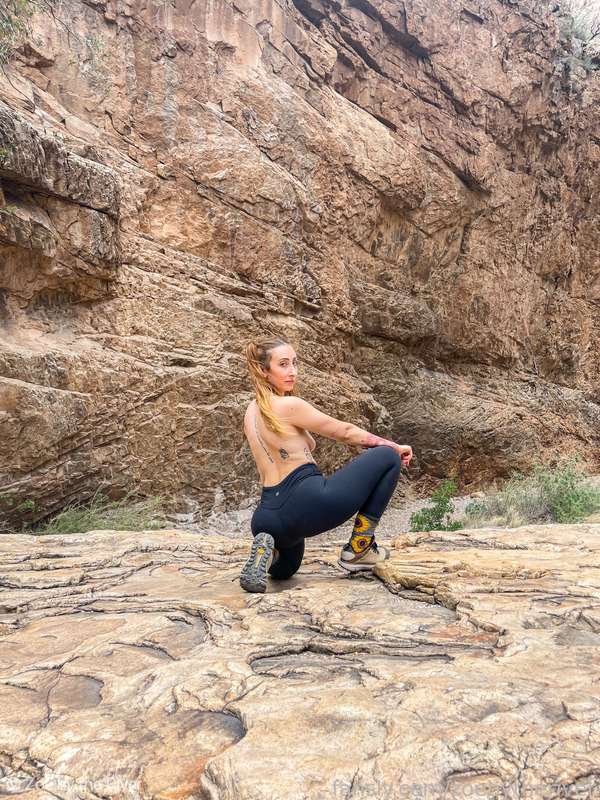 Zoebytheriver - Fansly - 06 Sep, 2021