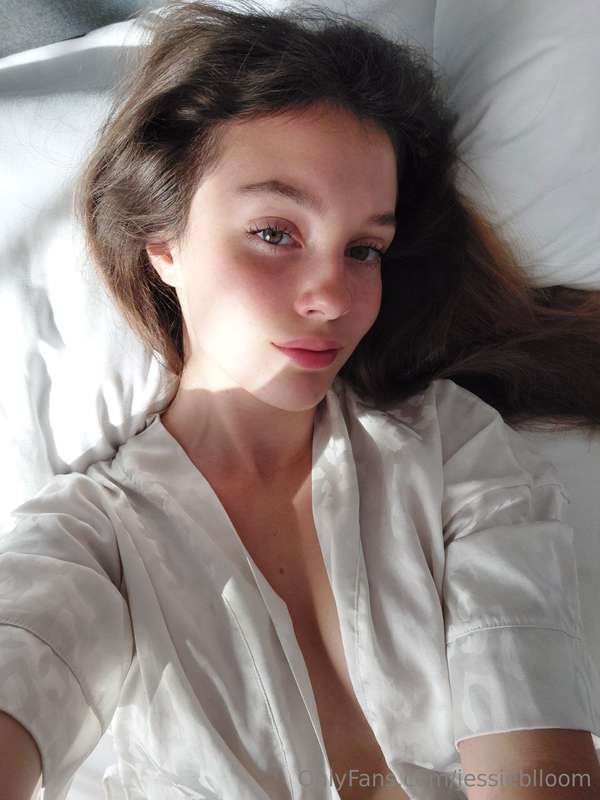 What a glorious morning! I always wake up early) I like the ..