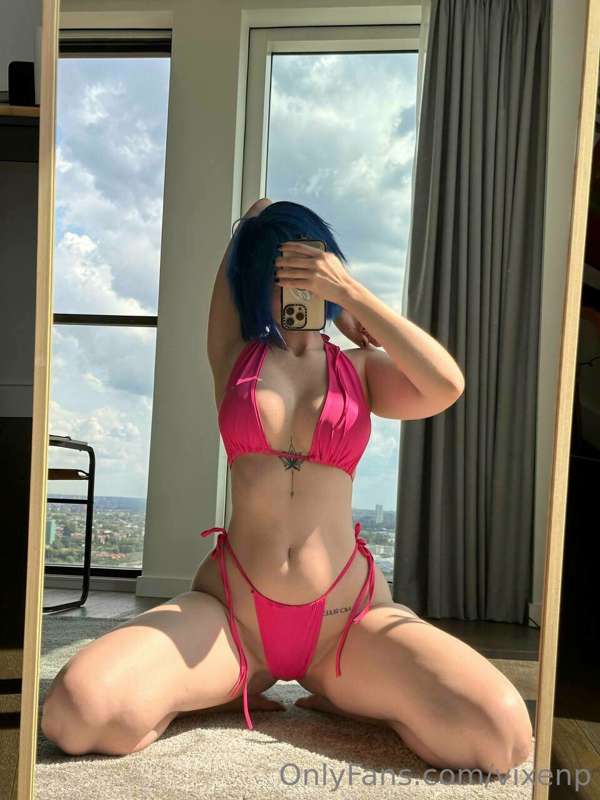 Pink suits me well? 1