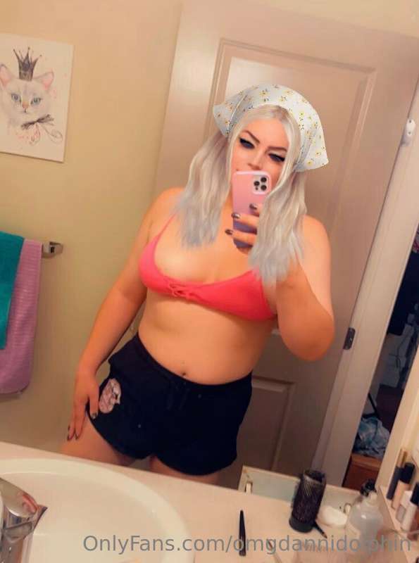 Who wants to worship this cock? 🧡🙏🏻 6